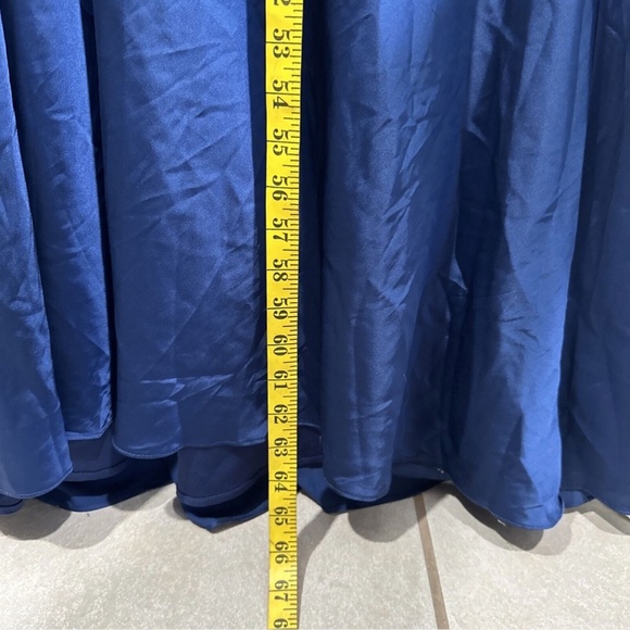 NWT IEENA Mac Duggal [ 14 ] Plunge‎ Neck Long Sleeve Satin Gown in Midnight - Picture 6 of 16